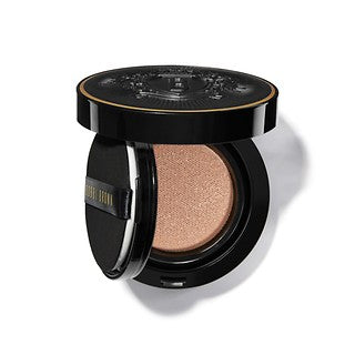 Bobbi Brown Weightless Skin Cushion Foundation